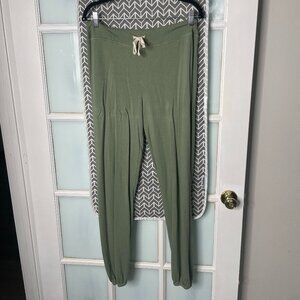 Sundry | Heart Patch Sweatpants